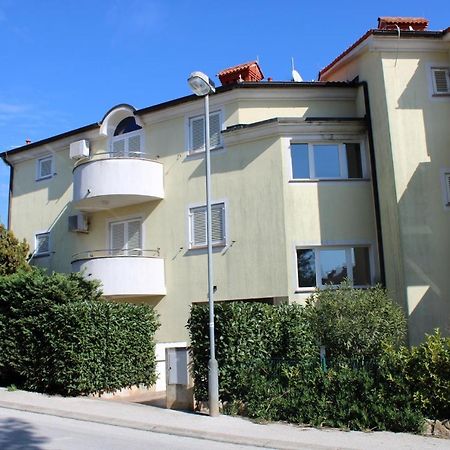 Studio Apartment Aniko Premantura Exterior foto